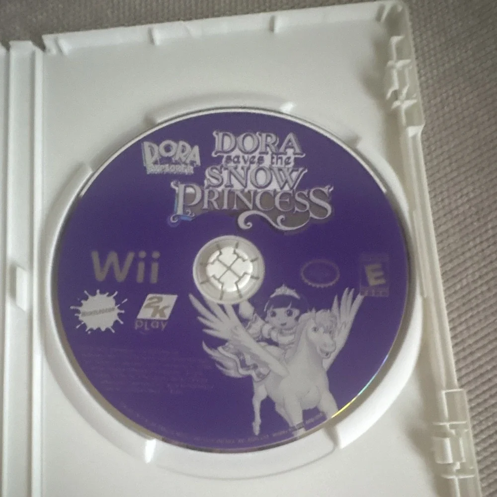 2K Play Dora the Explorer: Dora Saves the Snow Princess Nintendo Wii E